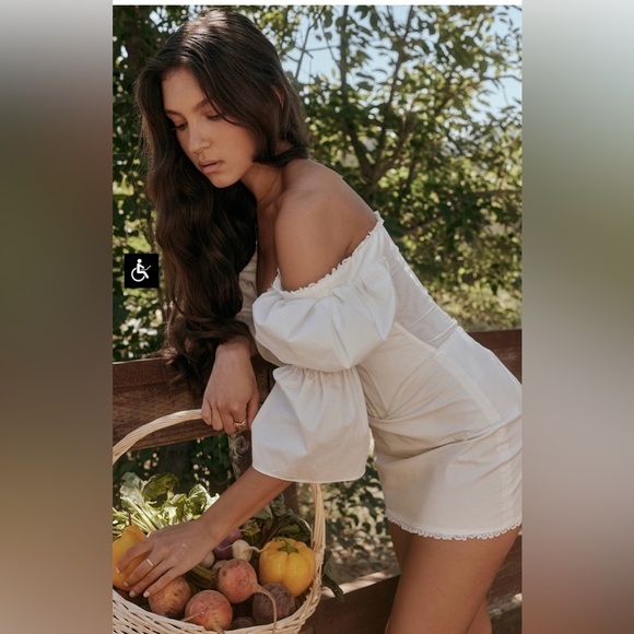 NWOT House of CB MATILDA Of WHITE PUFF SLEEVE CORSET DRESS - Picture 12 of 13